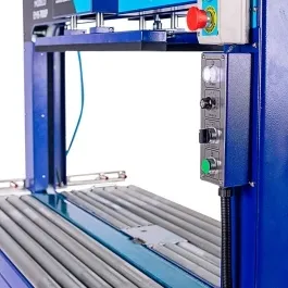 Mquina Tracionada em Linha EMB-7000P