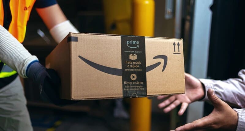 Fita gomada da Amazon, usada para divulgar a marca e seus serviços e diferenciais. 